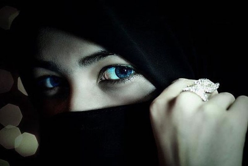 Wanita Bercadar
